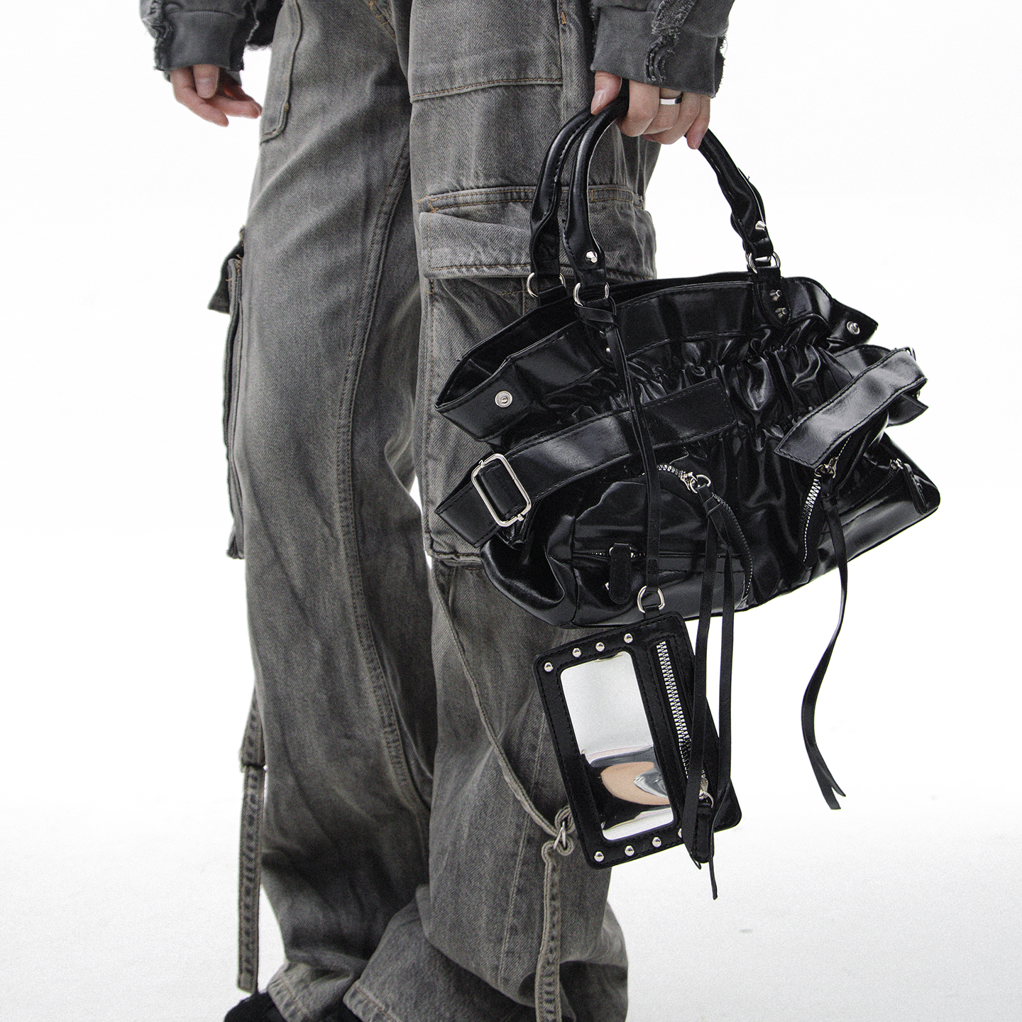 WCH朋克辣妹流苏绑带铆钉单肩包
