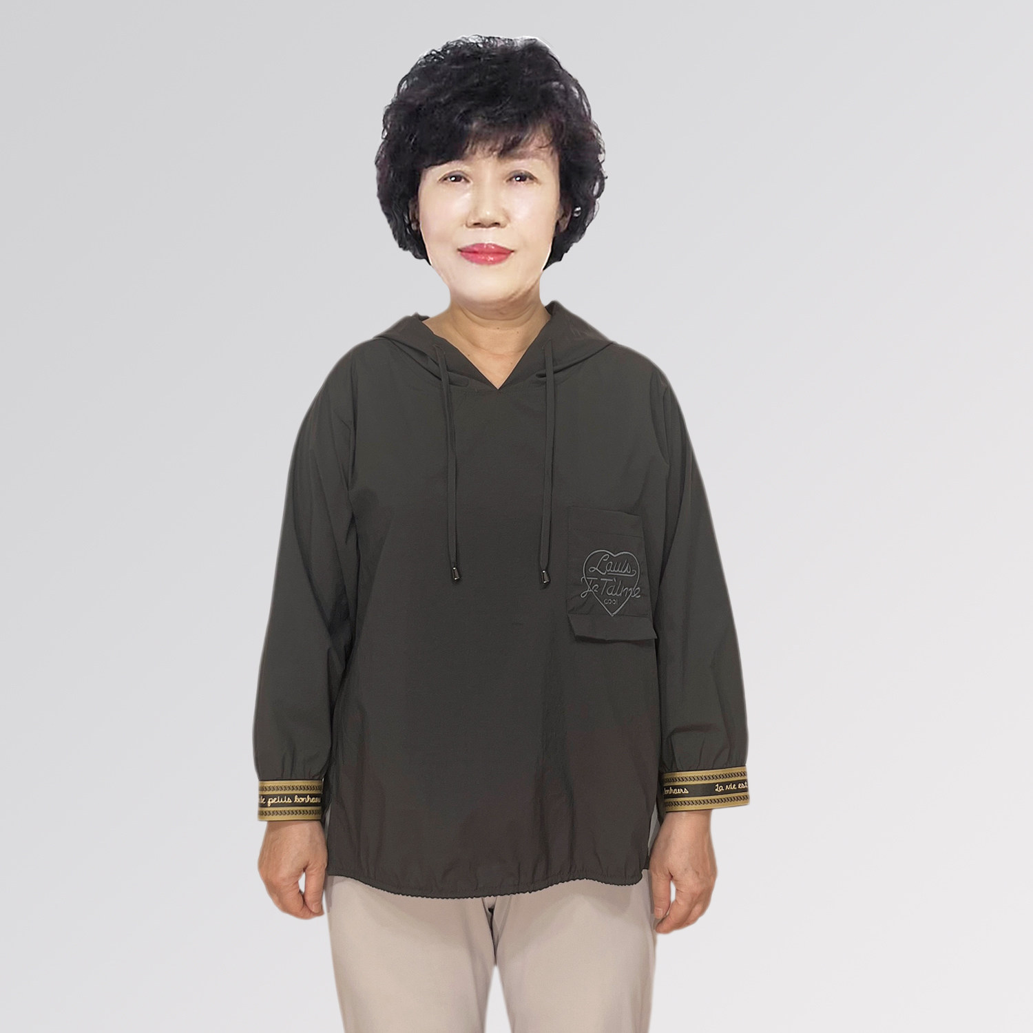 中老年洋气宽松套头连帽长袖T恤2026秋季新款韩国代购薄妈妈上衣