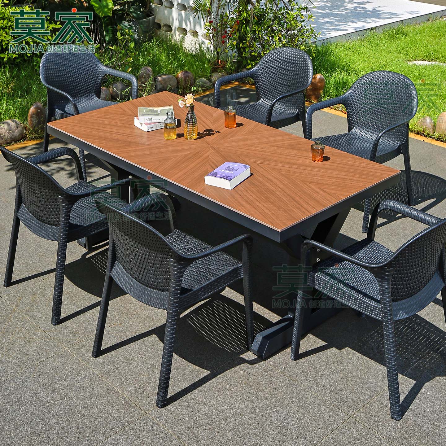 户外庭院防水防晒米字木纹长桌