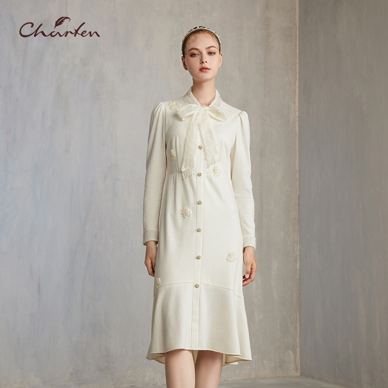 重工钉珠温柔羊毛连衣裙