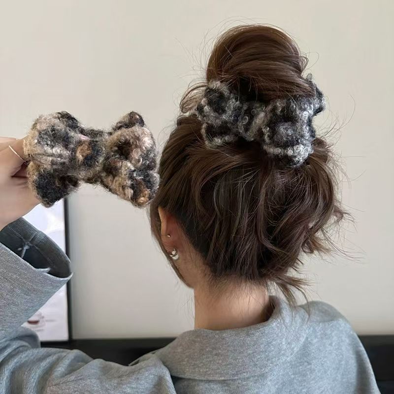 秋冬毛绒豹纹丸子头抓夹女毛毛蝴蝶结高马尾盘发固定神器发夹头饰
