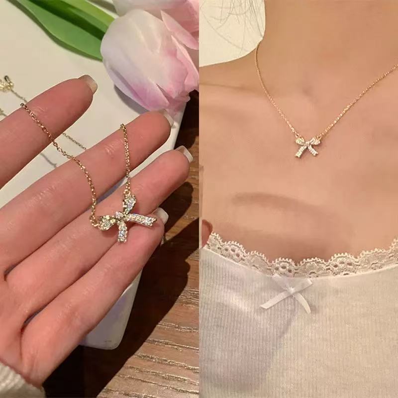 蝴蝶锆石吊坠项链女轻奢高级感