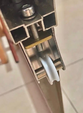 推拉门隔断轱辘轮子单凹轮宽款滑轮厨房卫生间27毫米移门衣柜