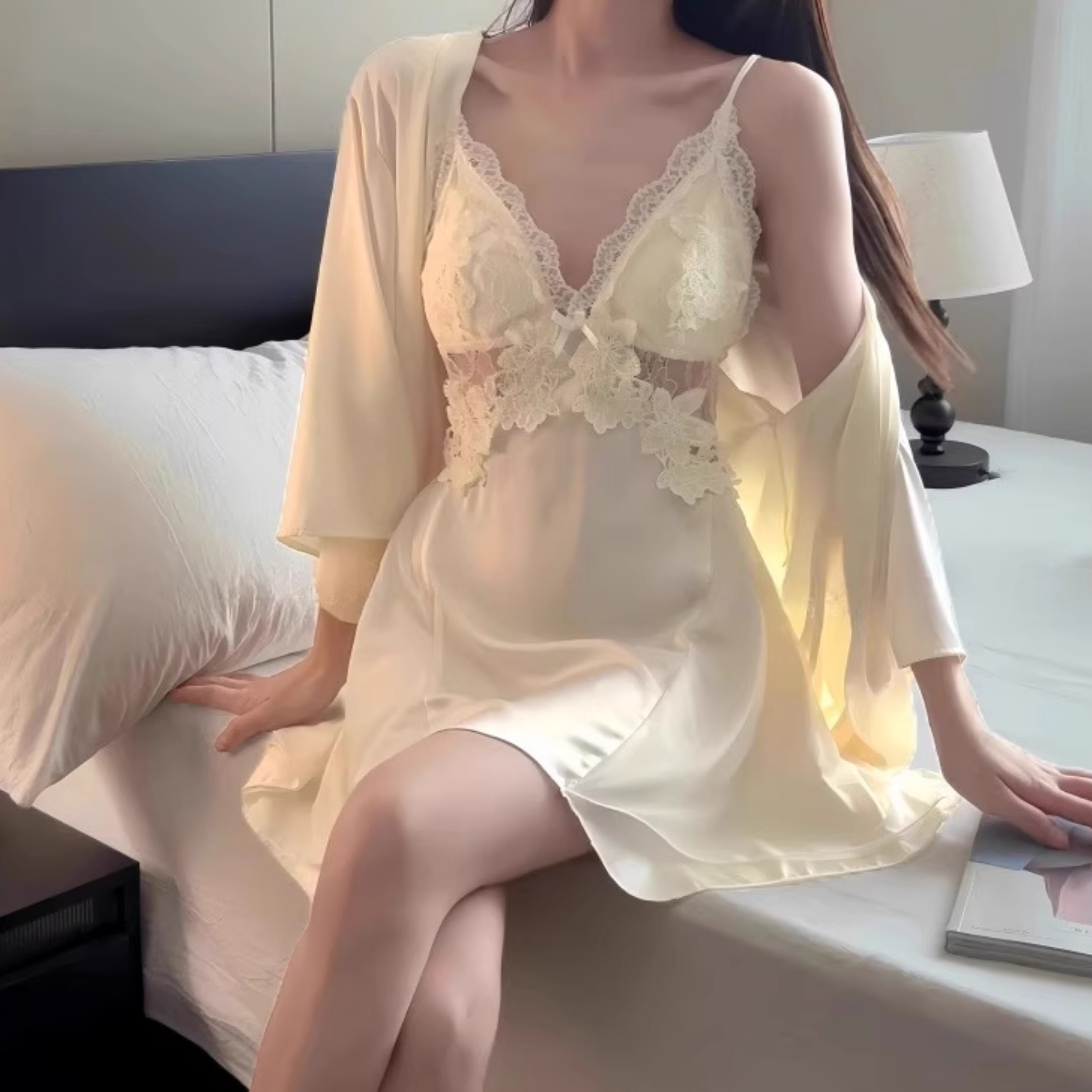 璐璐同款水容花吊带睡裙性感睡衣