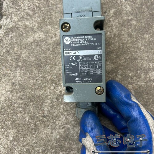 询价·AB罗克韦尔限位开关型号 802T-AP，拆机包好成色如图议价-