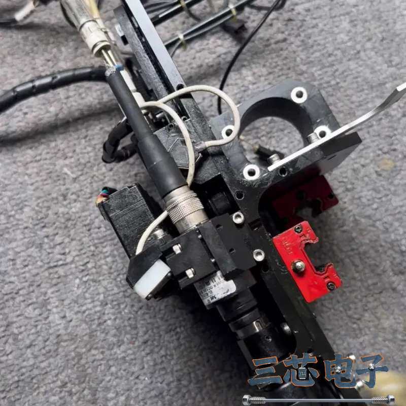 询价-国产4头贴片机头，拆机件，实物拍摄，成色看，适合DIY改议