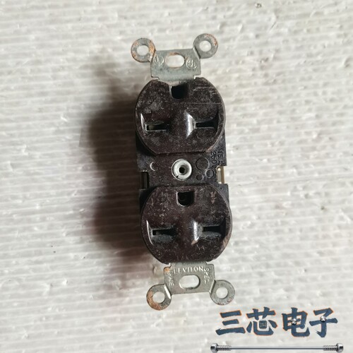 询价·美国立维腾电木插座 双横插 15A 250V 实物图片议价-