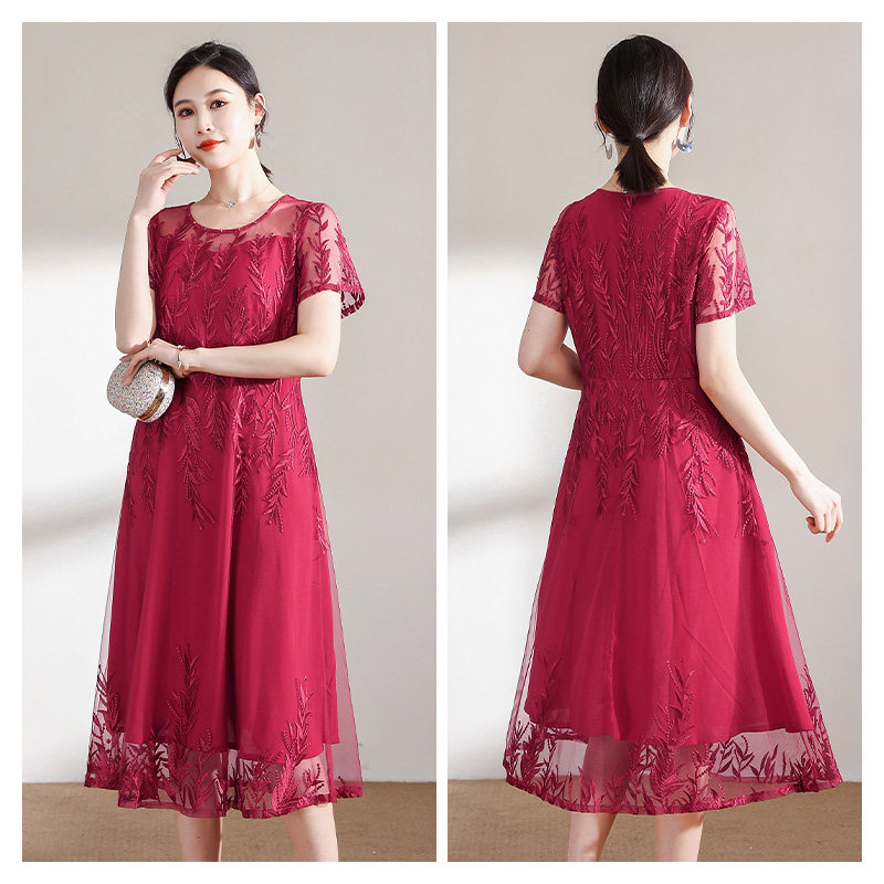 妈妈婚宴礼服洋气高贵喜婆婆结婚夏季连衣裙贵夫人高端刺绣裙子女