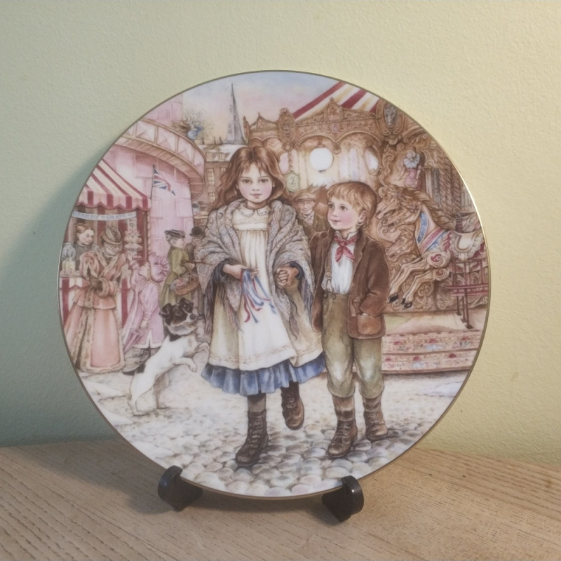 Royal Worcester 皇家伍斯特 英国圣诞纪念收藏盘 生日年份礼品碟