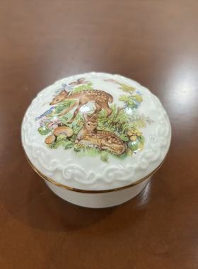 西洋瓷器收藏 英国骨瓷纹饰描金装饰摆件首饰盒 中古瓷罐盖盒