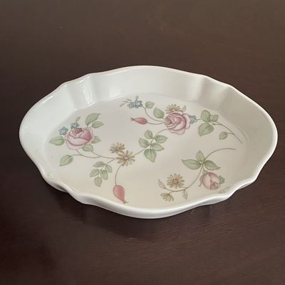 Wedgwood 韦奇伍德 1991年 Rosehip 蔷薇果小盘 英国骨瓷首饰碟