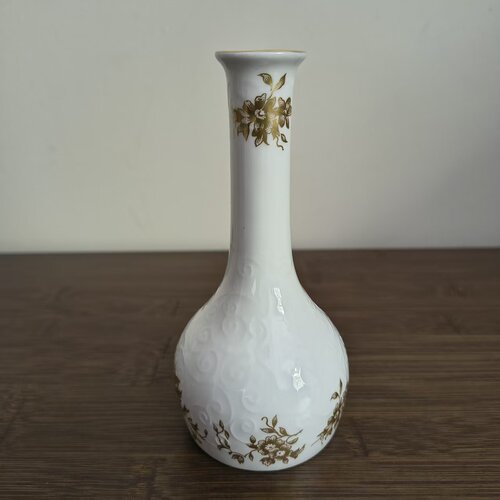 Crown Staffordshire 斯塔福德郡 ARISTOCRAT 贵族纹饰描金花瓶