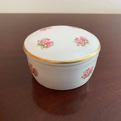 Weimar 威玛 德国花卉装饰首饰盒 描金圆形粉罐摆件 化妆品瓷盖盒