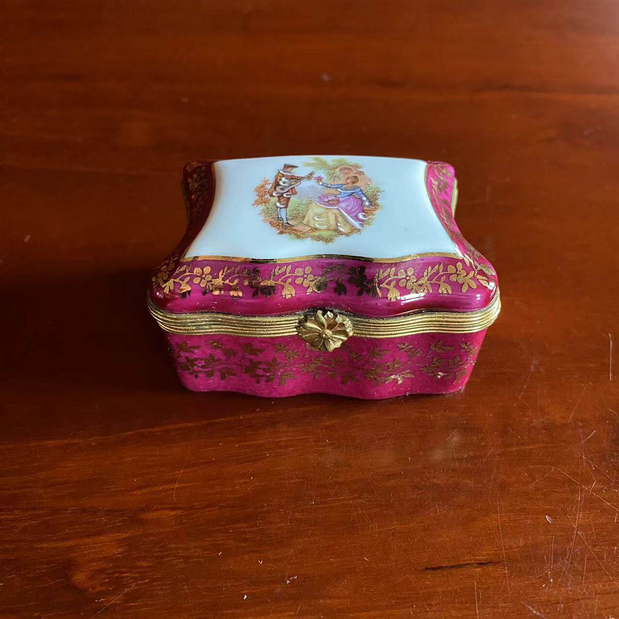 Limoges 利摩日 法国西洋贵族人物首饰罐 Vintage 嵌铜翻盖瓷盒