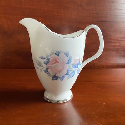 Royal Albert 皇家阿尔伯特 Sorrento 英国午茶奶壶 骨瓷咖啡奶罐