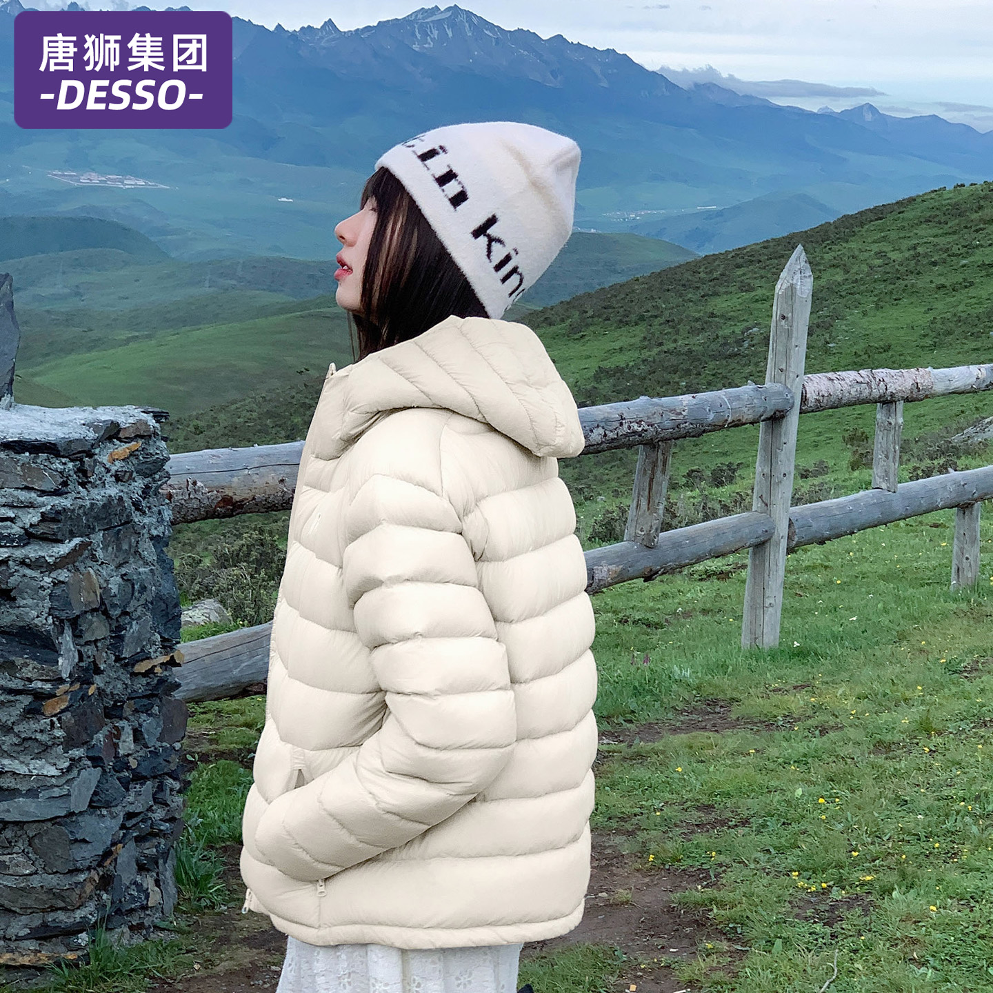 唐狮集团排骨轻薄羽绒服女2025冬季新款90白鸭绒小个子情侣款外套