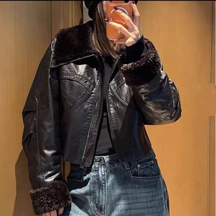 气质新款时尚毛领皮衣女短款拉链款皮夹克高级感鹅绒内胆保暖外套