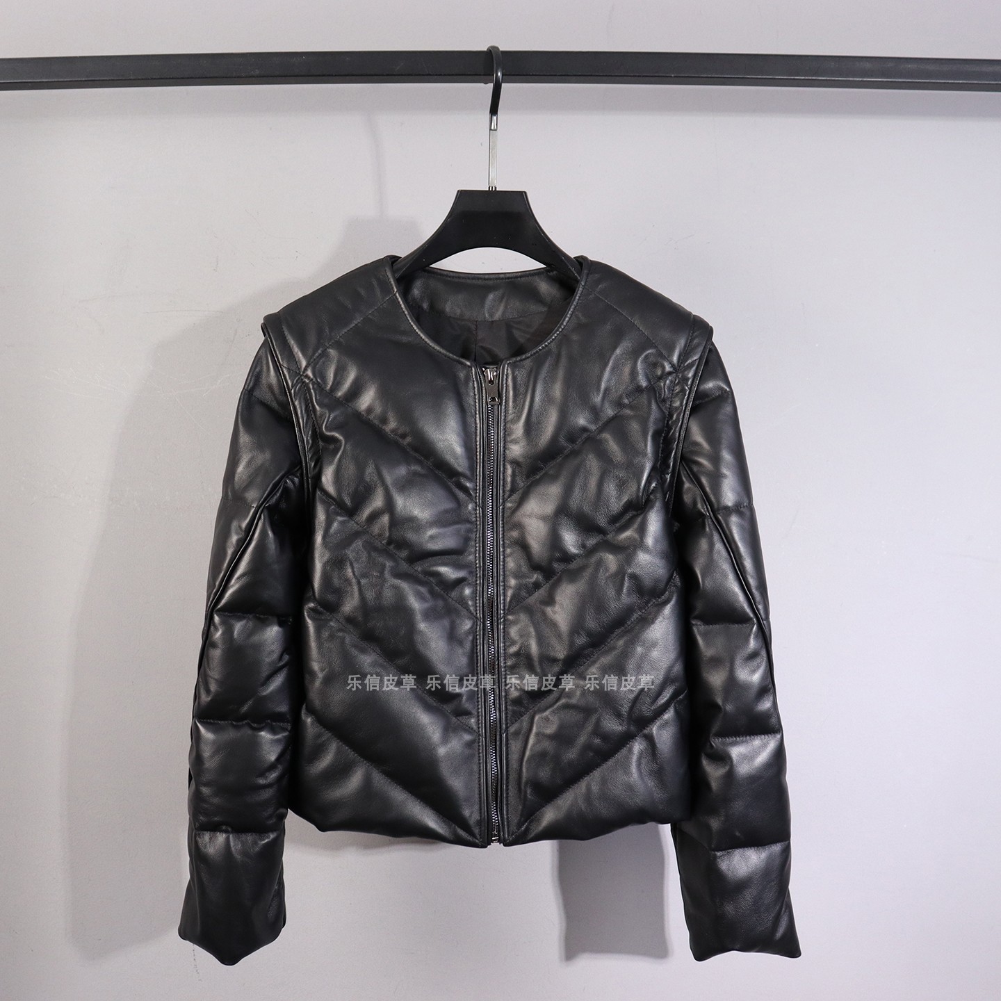 新款真皮绵羊皮羽绒服女时尚百搭休闲可拆袖马夹两穿保暖羽绒外套