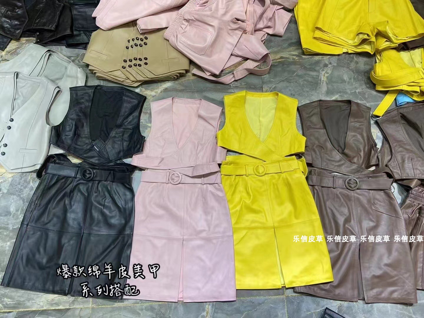 绵羊皮女士百搭高腰时尚马甲潮流