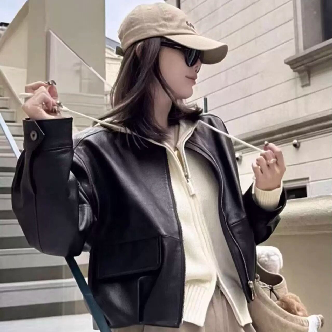 黑色真皮短款机车风女皮衣小个子