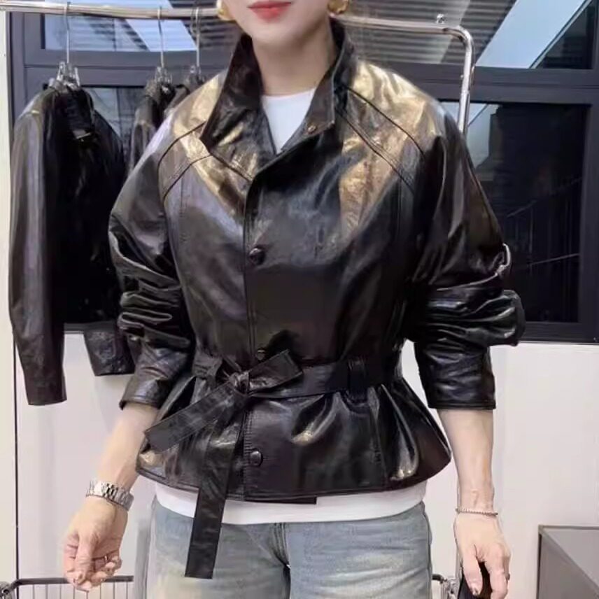 真皮短款收腰显瘦翻领皮衣女款