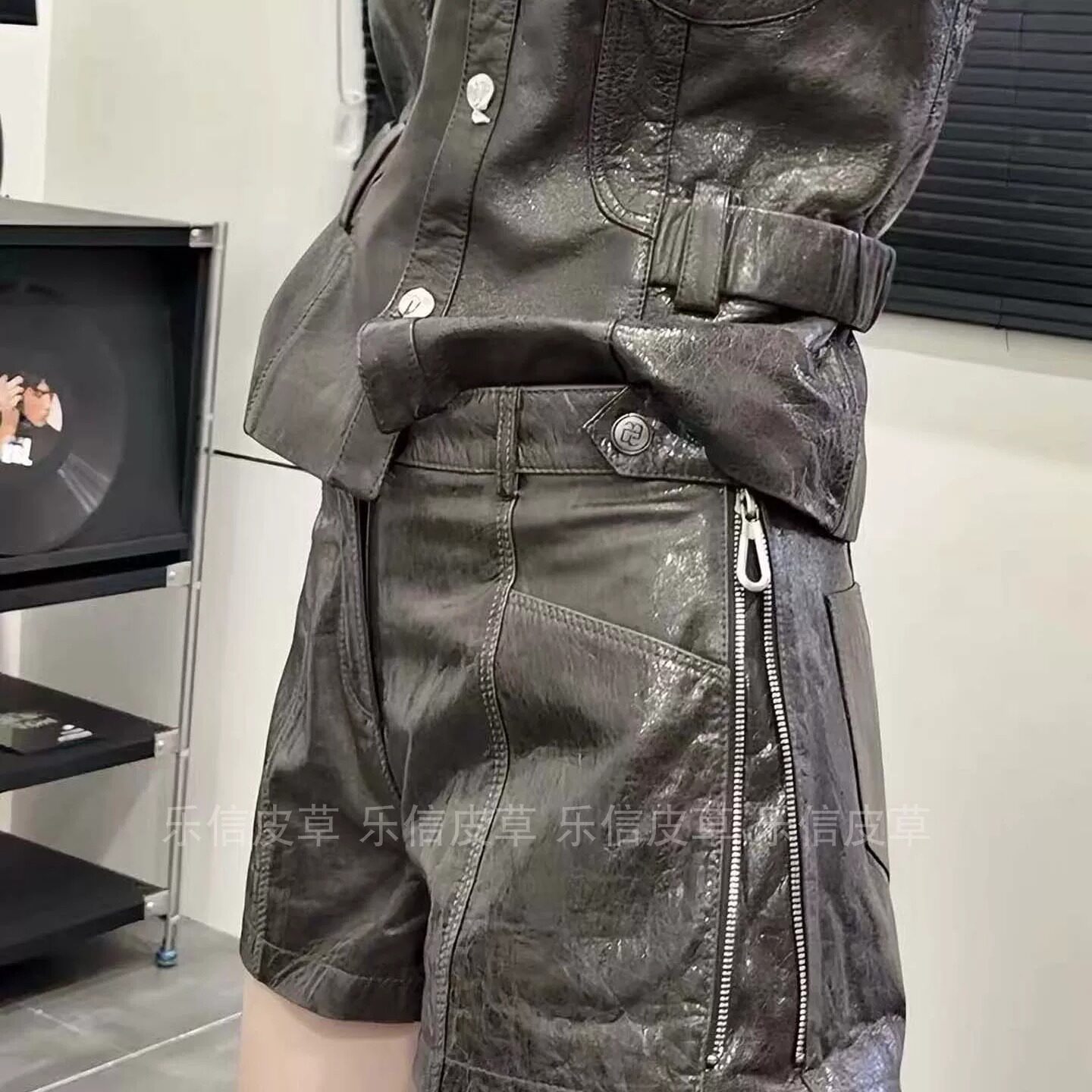 秋季新款酷辣风真皮短款皮衣女