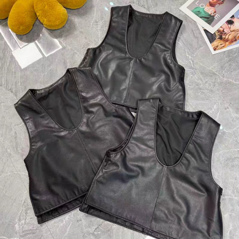 新款休闲风真皮马甲女无袖U领显瘦外穿背心时尚潮流无袖背心马夹