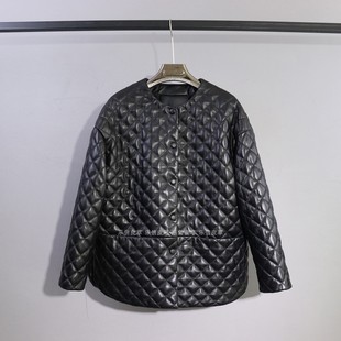 新款真皮皮衣女绵羊皮时尚百搭气质宽松显瘦菱格纹加棉中长款外套