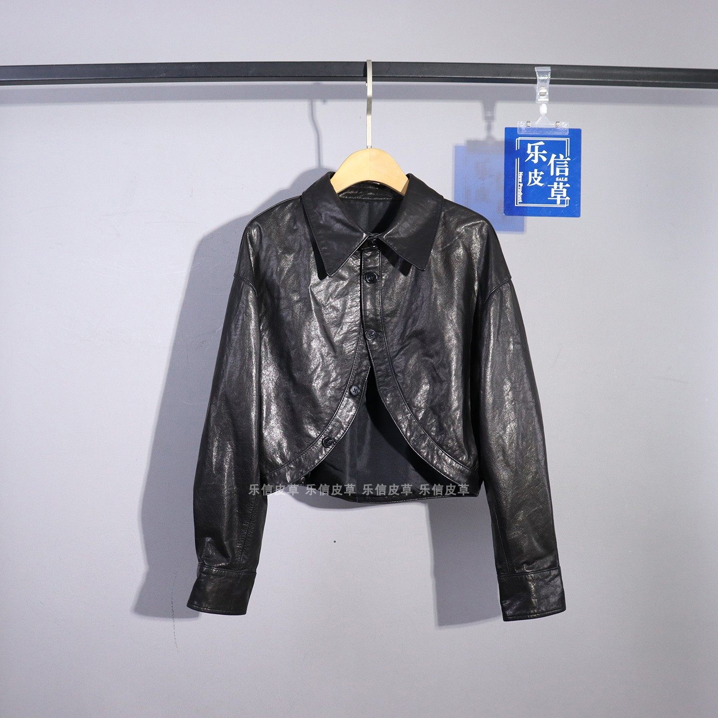新款真皮皮衣女油蜡皮气质翻领短款时尚显瘦长袖披肩皮夹克外套,女装/女士精品,皮衣,淘宝优惠券,粉丝福利购,淘宝优惠卷