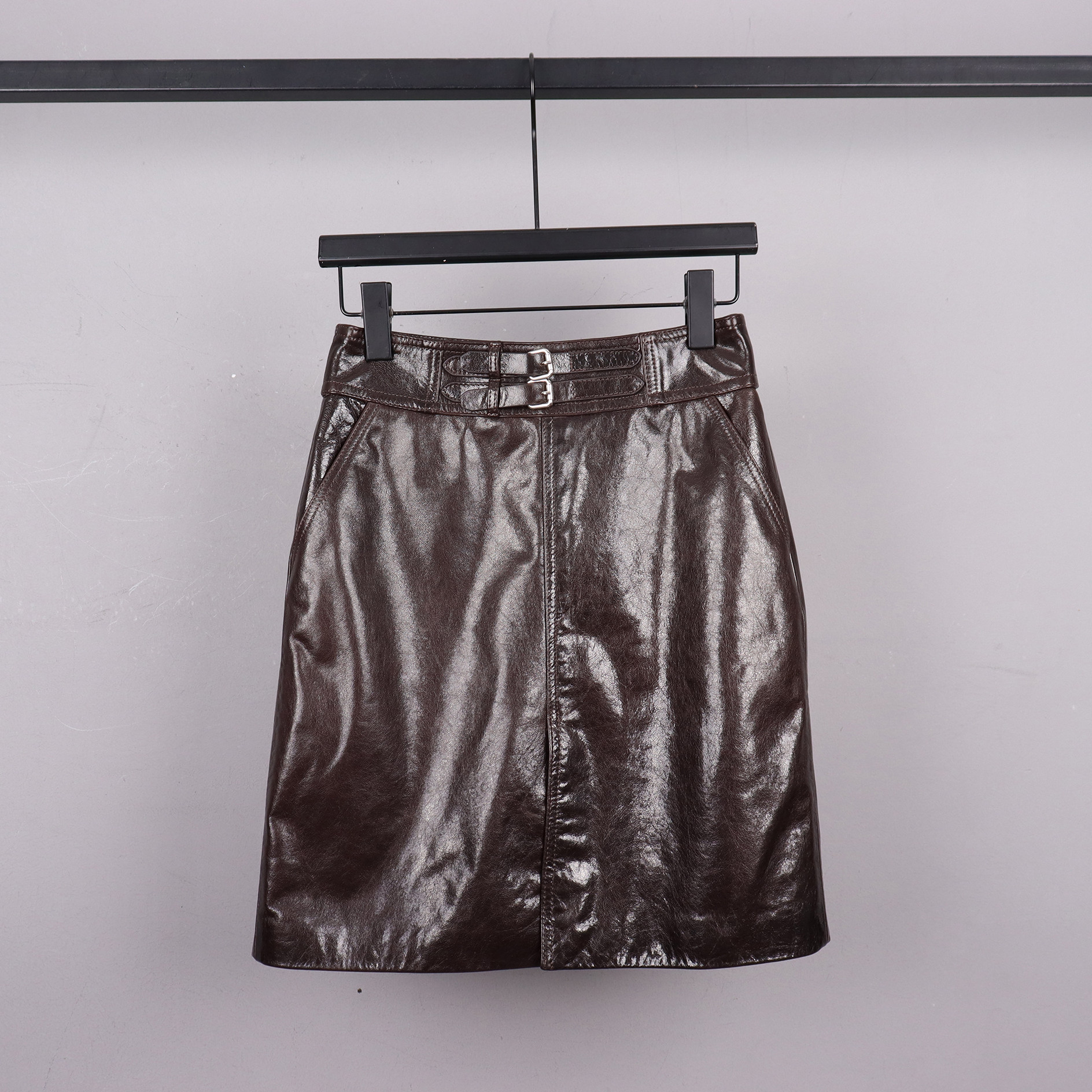 新款酷风真皮皮裙女款黑色绵羊皮腰带A字半身裙显瘦百搭短款靴裙