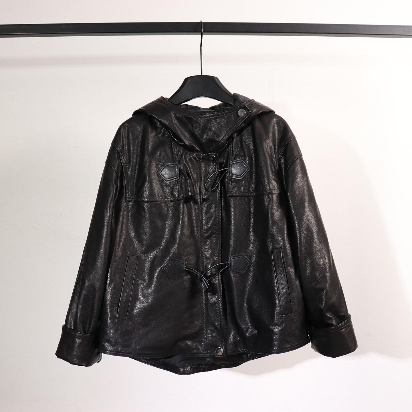 秋冬新款加厚真皮羽绒服皮衣女连帽宽松百搭时尚洋气皮夹克外套