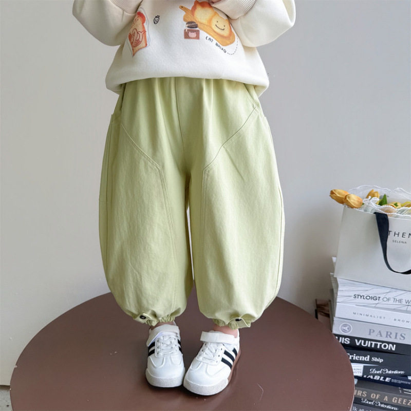 女童裤子春秋款2026新款痞帅中大儿童春装休闲哈伦裤老爹裤粉色裤