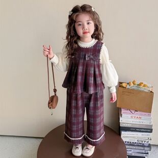 女童春装套装2026新款儿童时尚洋气穿搭女宝宝早春网红格子三件套