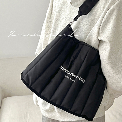 高级简约通勤手提包14寸电脑包