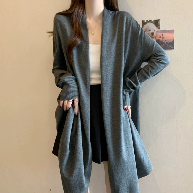奥特莱斯万象折扣清仓薄款纯色针织开衫外套女秋季大码蝙蝠衫中长