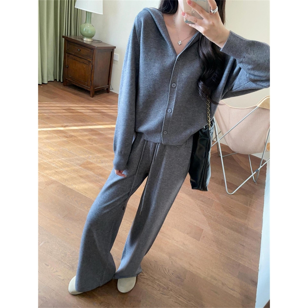 奥特莱斯万象折扣清仓慵懒风针织套装连帽开衫宽松百搭显瘦毛衣两