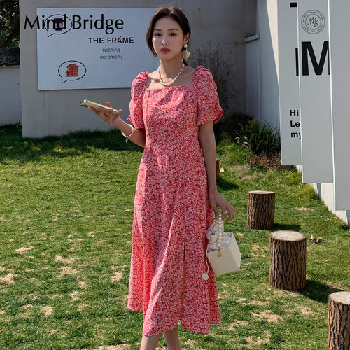 MindBridge方领泡泡袖碎花裙
