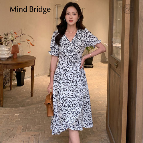 MindBridge法式复古V领连衣裙