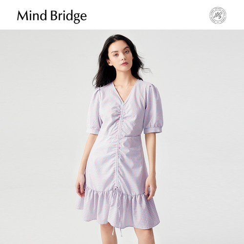 MindBridge法式V领连衣裙