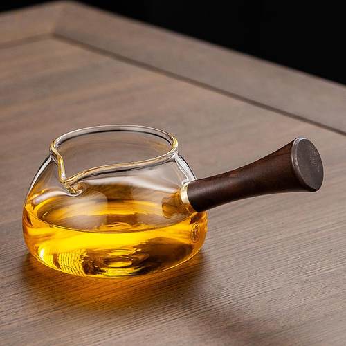 实木侧把透明玻璃公道杯