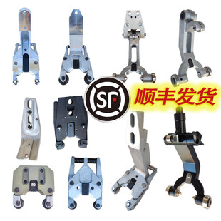 圣杰刀库刀夹加工中心钻攻机BT30刀爪北钜台群润星德大臻赏创能