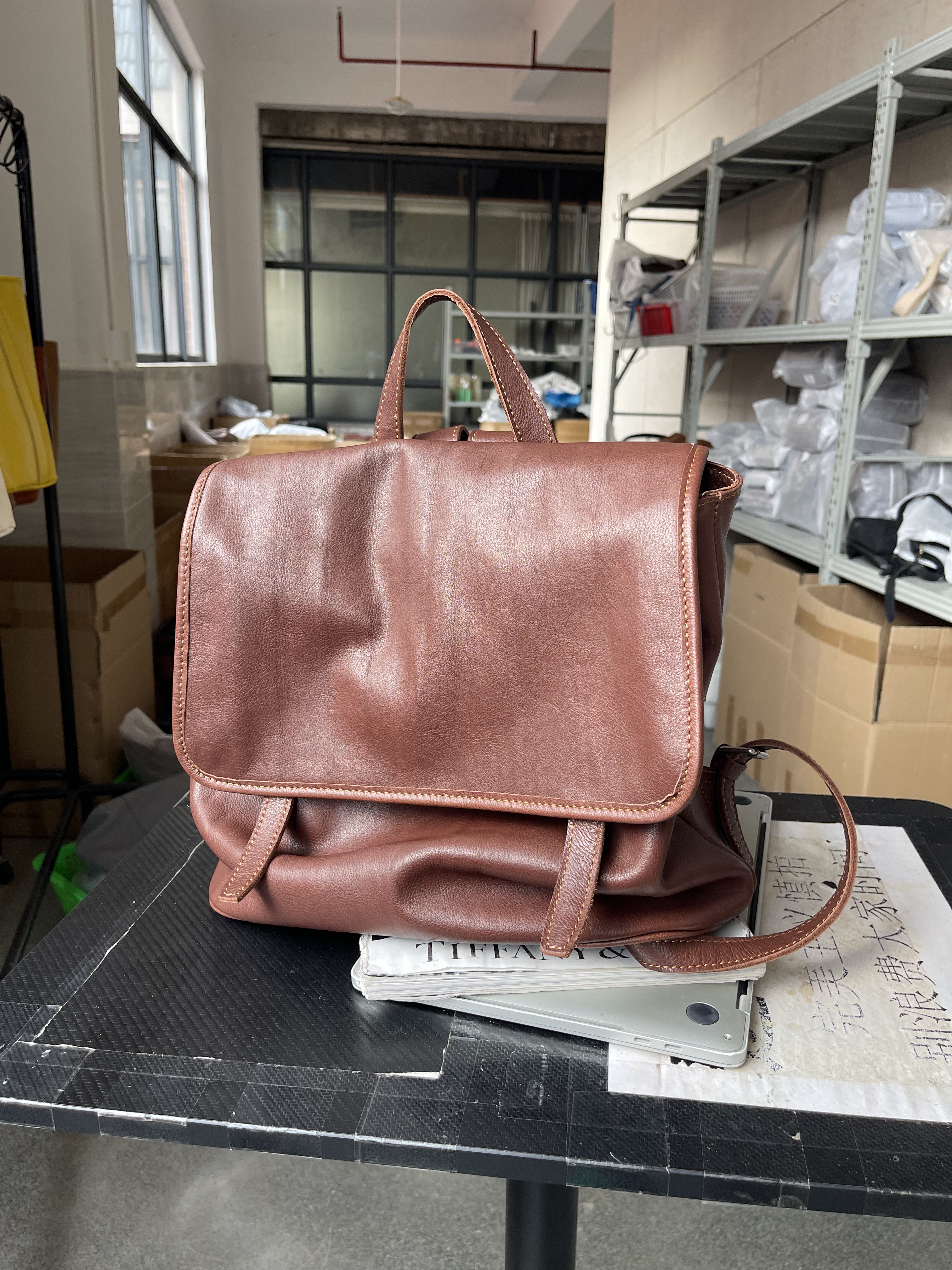 倒闭清仓 孤品 头层牛皮 水染植鞣皮 双肩包 H25