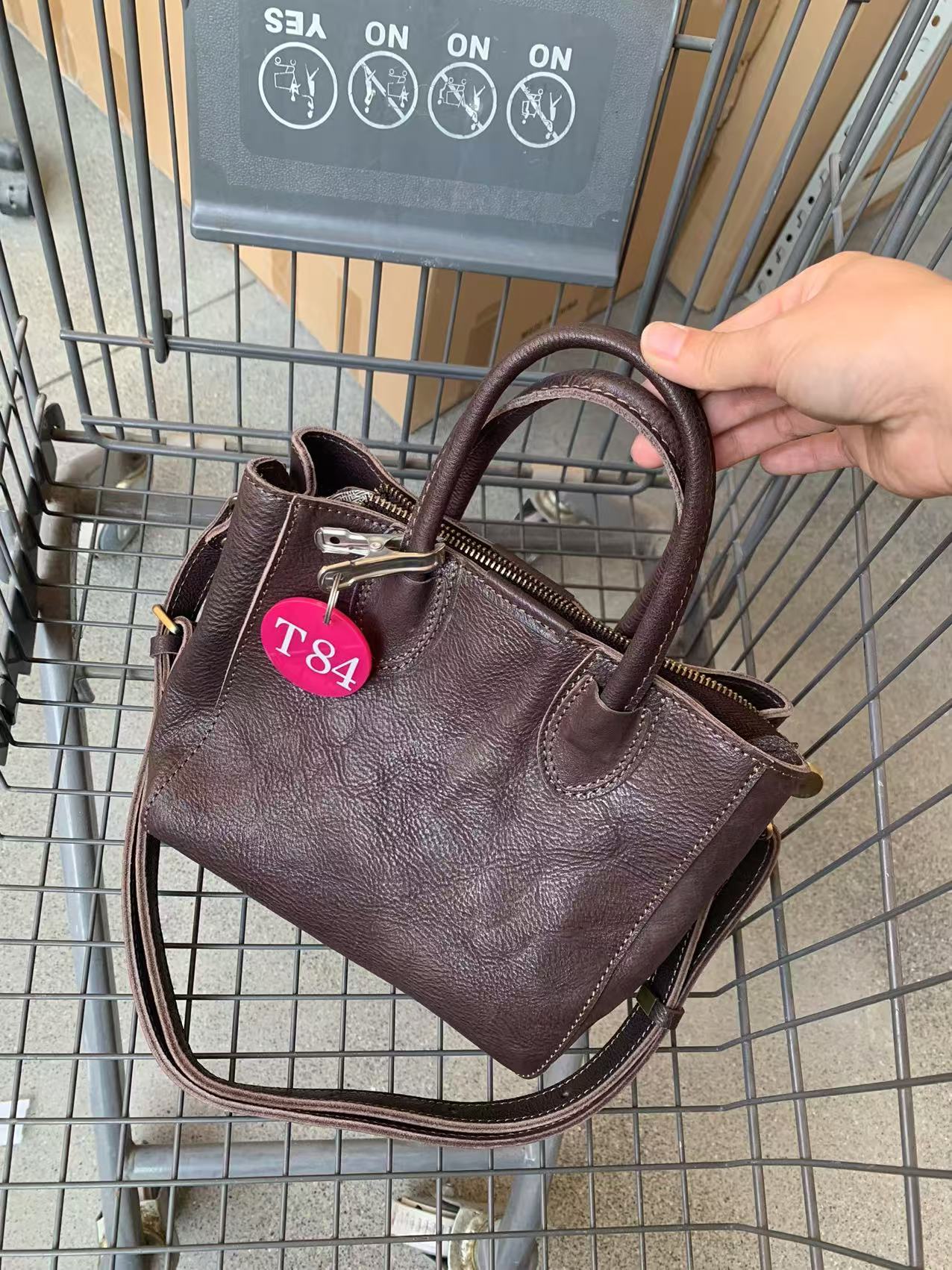 孤品/T84（尺寸：21X18X13cm仅供参考）