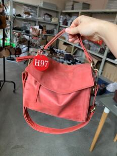 尺寸：23X18X9cm仅供参考 孤品 H97