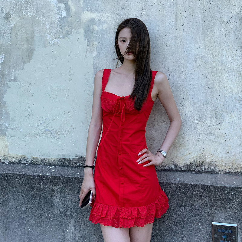 E7Q8 法式浪漫度假吊带辣妹连衣裙女收腰显瘦纯欲系带短裙A字裙子图片