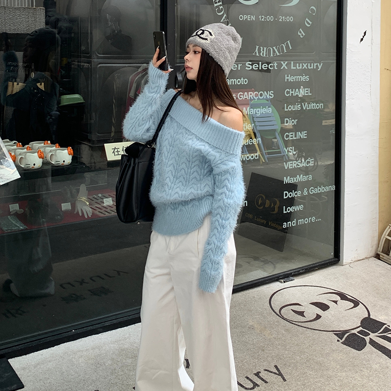 E7Q8秋冬显瘦厚款一字领毛衣女