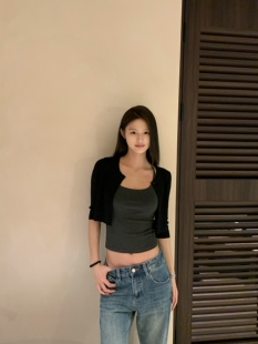 E7Q8 韩系纯欲风修身显瘦吊带开衫两件套女休闲百搭日常上衣