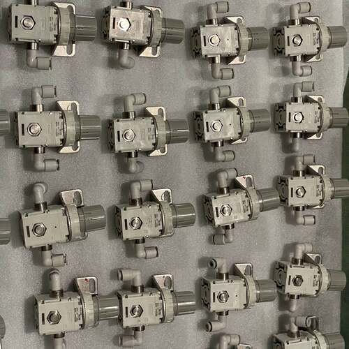 可维修减压阀 IRV10-LC06B29个带支架议价