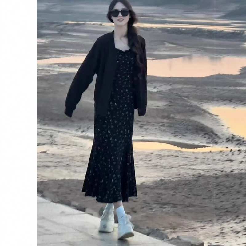 胖妹妹显瘦遮肚子减龄套装女秋修身百搭开衫外套吊带连衣裙