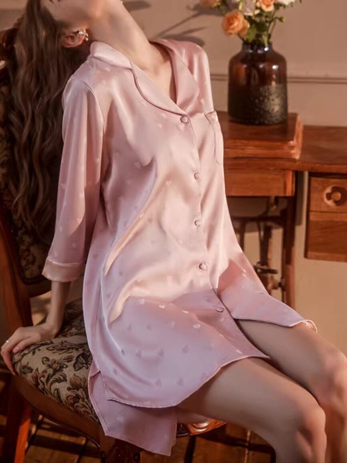 실크 섹시한 잠옷 여성 여름 뽕나무 실크 중간 긴 소매 셔츠 잠옷 하이 엔드 2023 새로운 가정 의류